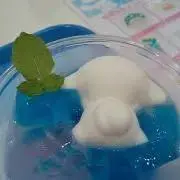 スミレ