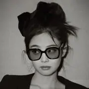 Jの画像