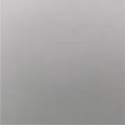 む