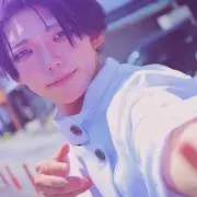 コスプレイヤー