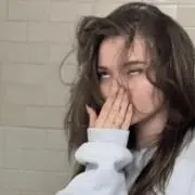 みな